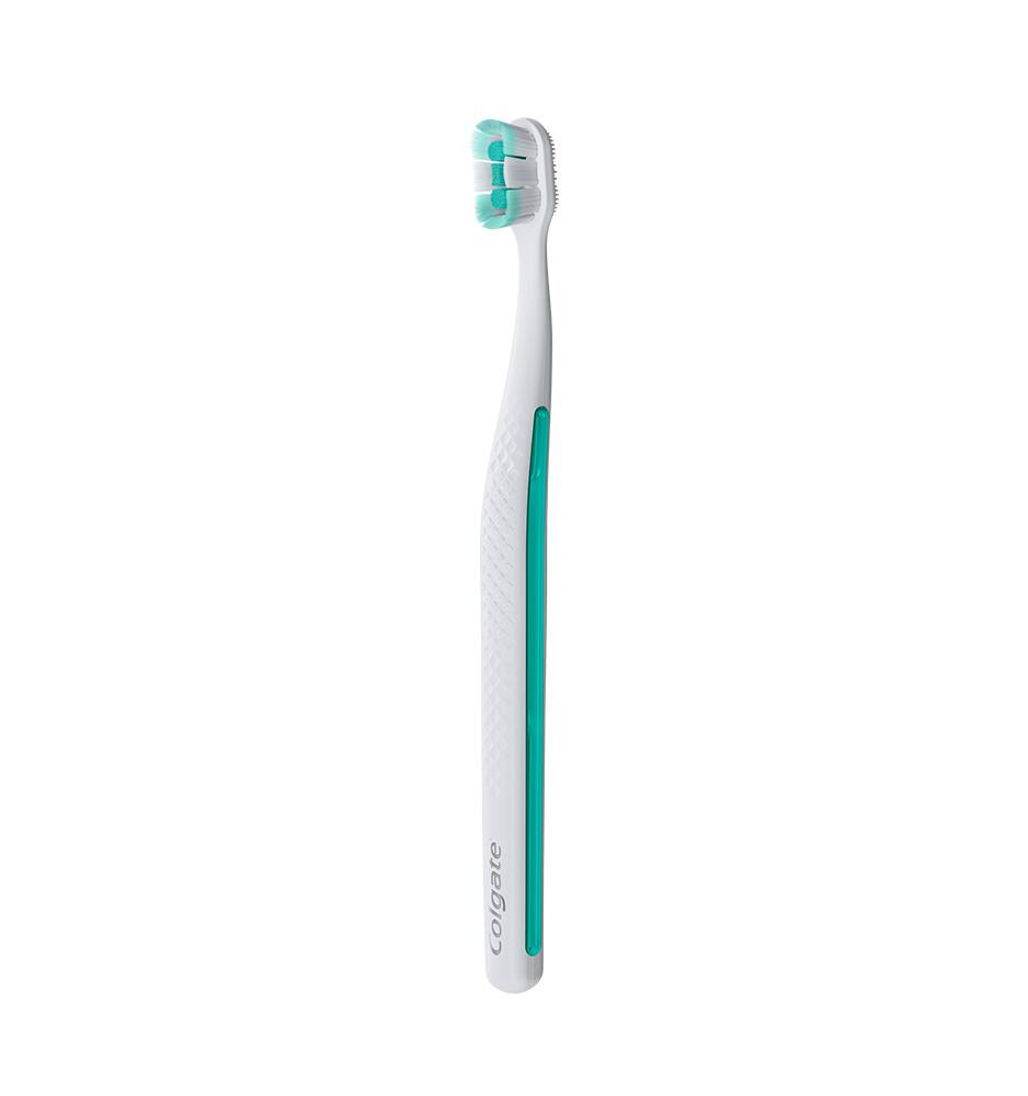Sikat Gigi Colgate® Total Foaming Clean